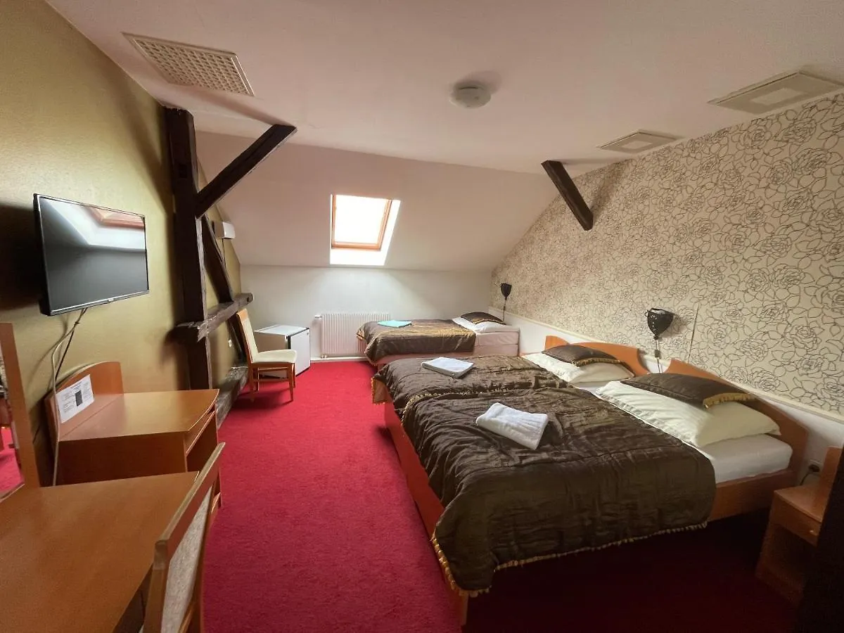 Hotel Minaret&Etterem Eger 3*,