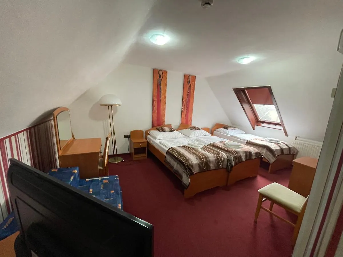 Hotel Minaret&Etterem Eger