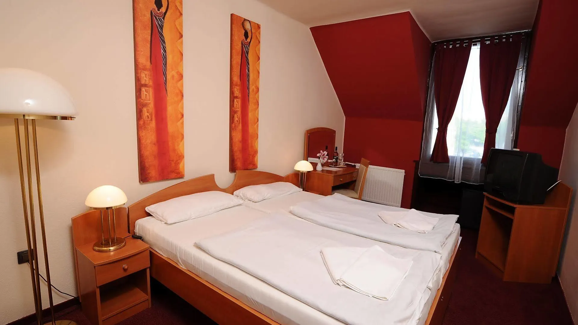 Hotel Minaret&Etterem Eger